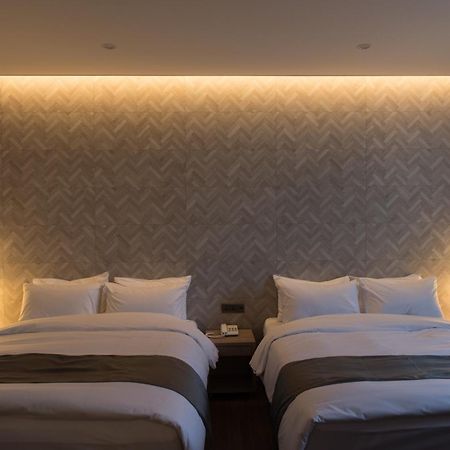 New Donghae Tourist Hotel Eksteriør bilde