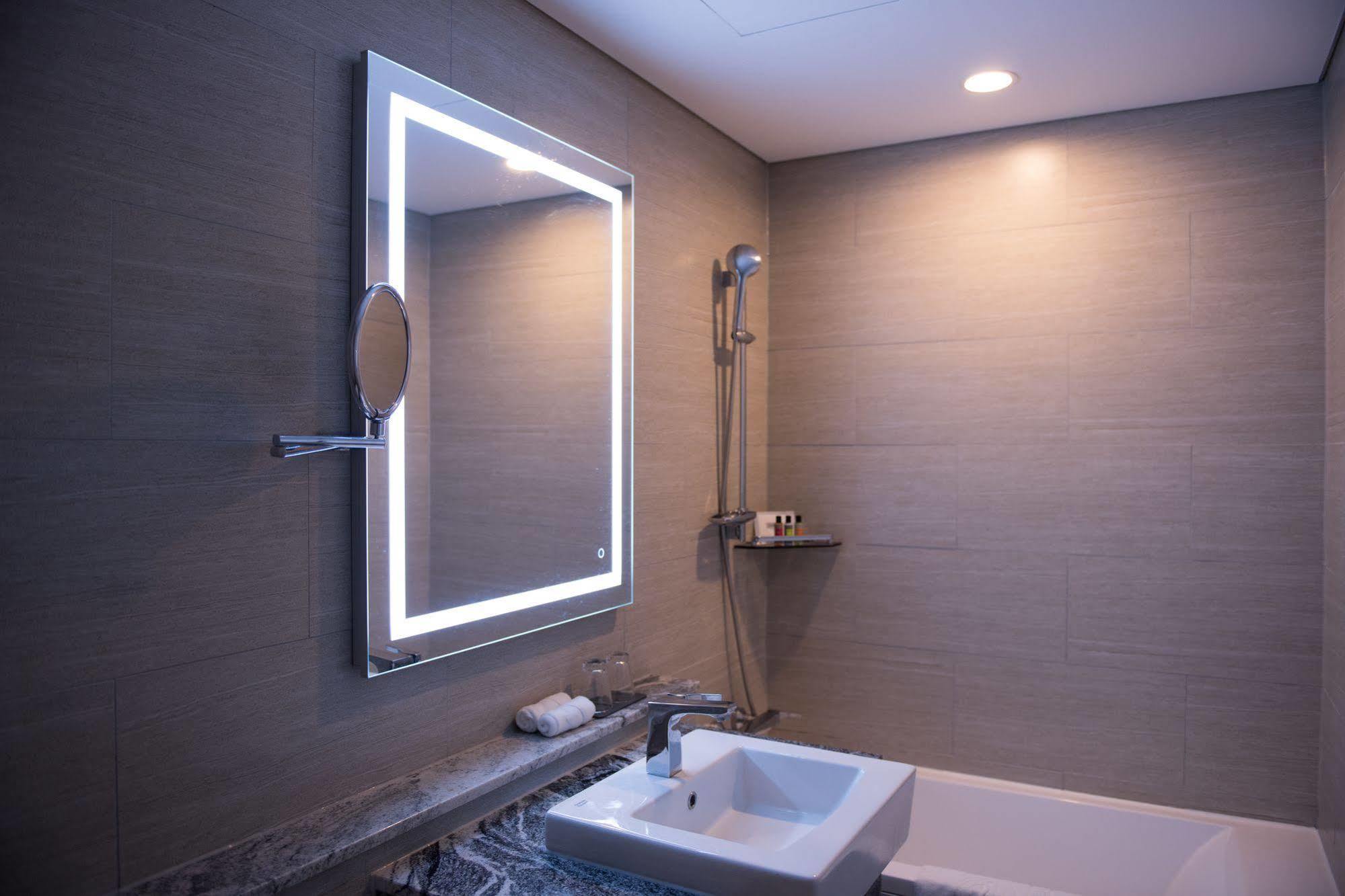 New Donghae Tourist Hotel Eksteriør bilde