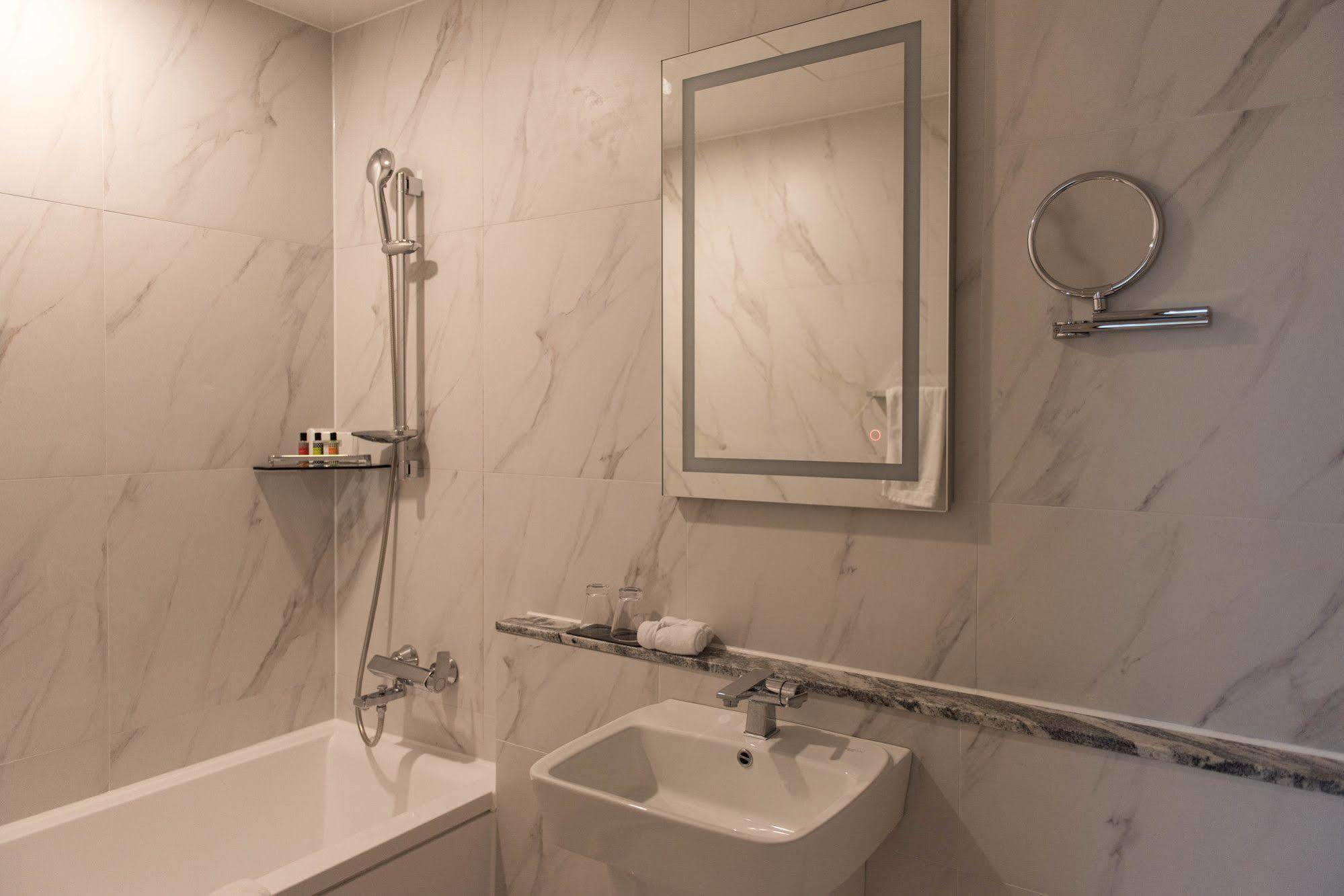 New Donghae Tourist Hotel Eksteriør bilde